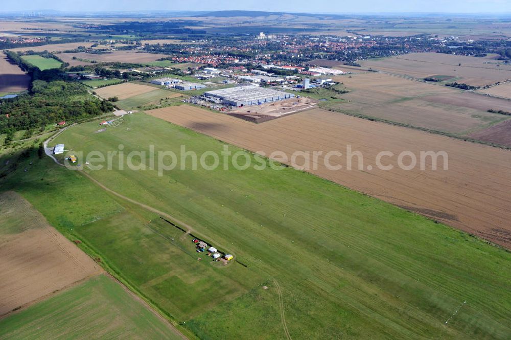 Bad Langensalza from the bird's eye view: Flugplatz / Sonderlandeplatz EDEB Bad Langensalza in Thüringen. Special airfield EDEB Bad Langensalza in Thuringia.