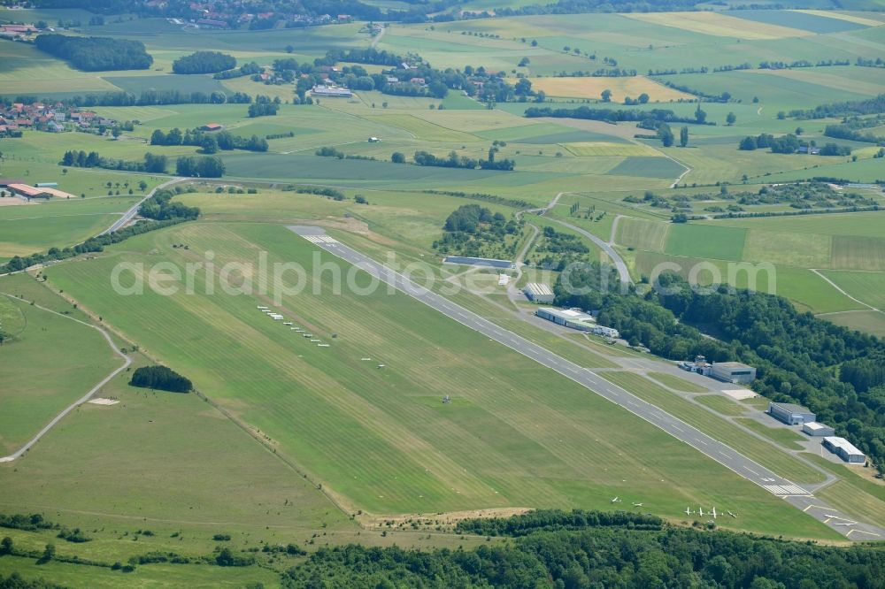 Aerial image Bindlach - Runway with tarmac terrain of airfield Airport Bayreuth on Flugplatzstrasse in Bindlach in the state Bavaria, Germany