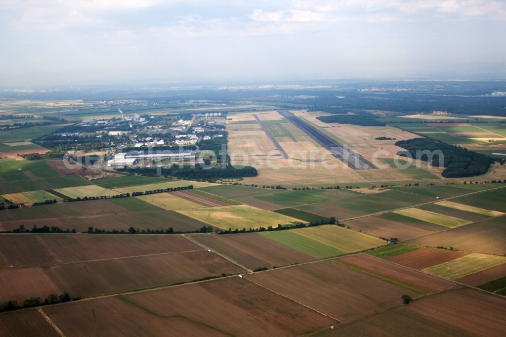 Aerial image Eschbach - Runway with tarmac terrain of airfield Bremgarten in the district Tunsel in Eschbach in the state Baden-Wuerttemberg