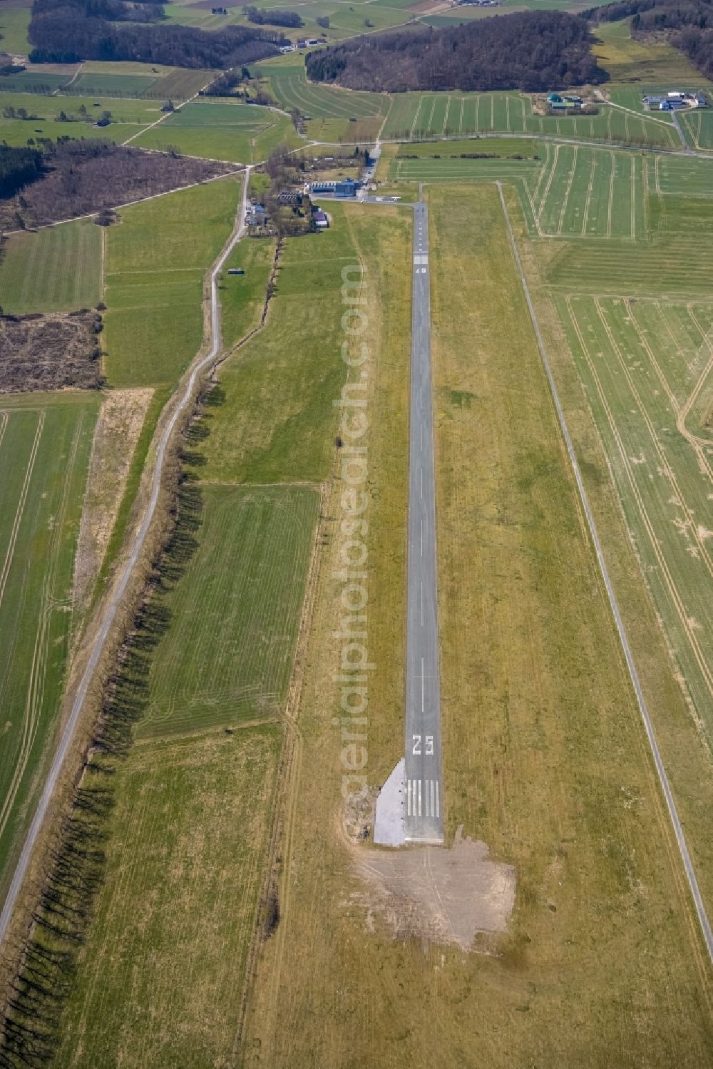 Brilon from above - Runway with tarmac terrain of airfield in Brilon at Sauerland in the state North Rhine-Westphalia, Germany