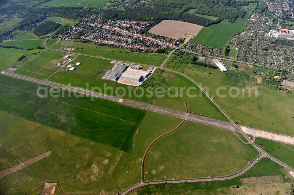 Aerial photograph Dessau-Roßlau - Airfield Dessau of Dessau-Rosslau in the state Saxony-Anhalt