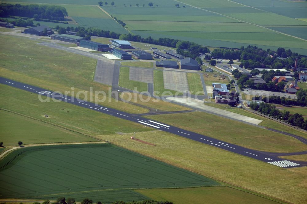 Aerial image Bückeburg - Runway with tarmac terrain of airfield Achum in Bueckeburg in the state Lower Saxony