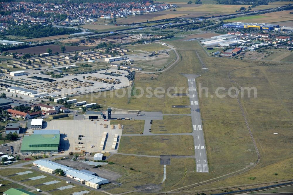 Aerial photograph Mannheim - Runway with tarmac terrain of airfield Flugplatz Coleman in Mannheim in the state Baden-Wuerttemberg