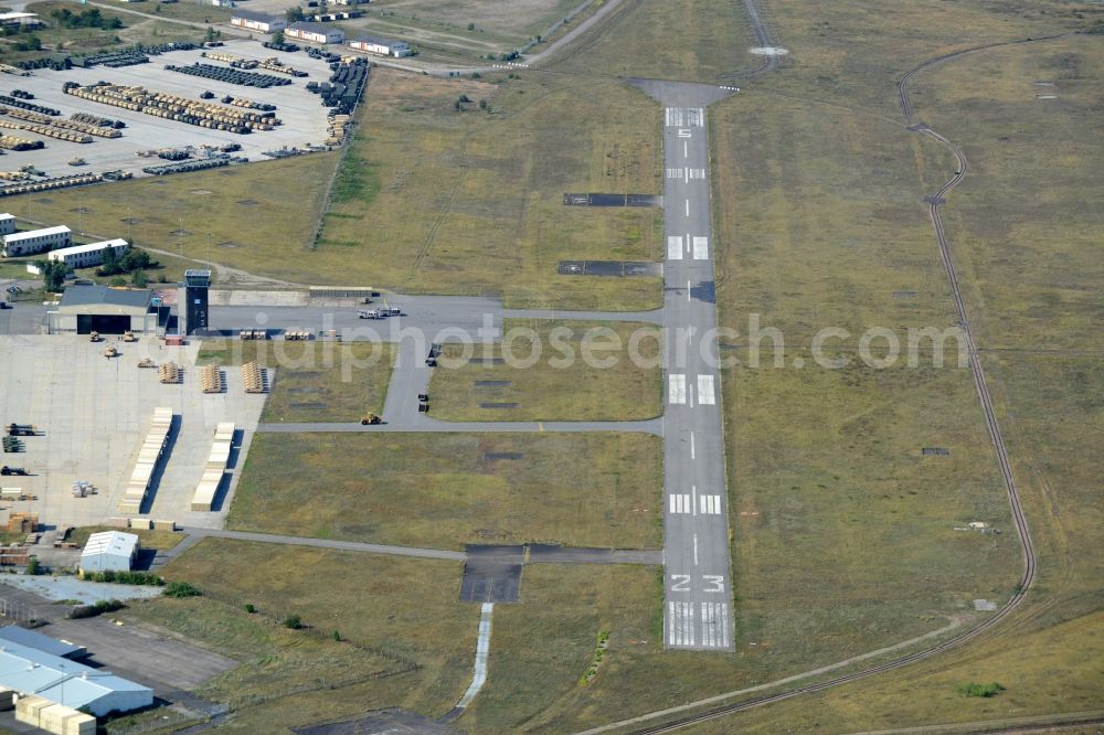 Mannheim from above - Runway with tarmac terrain of airfield Flugplatz Coleman in Mannheim in the state Baden-Wuerttemberg