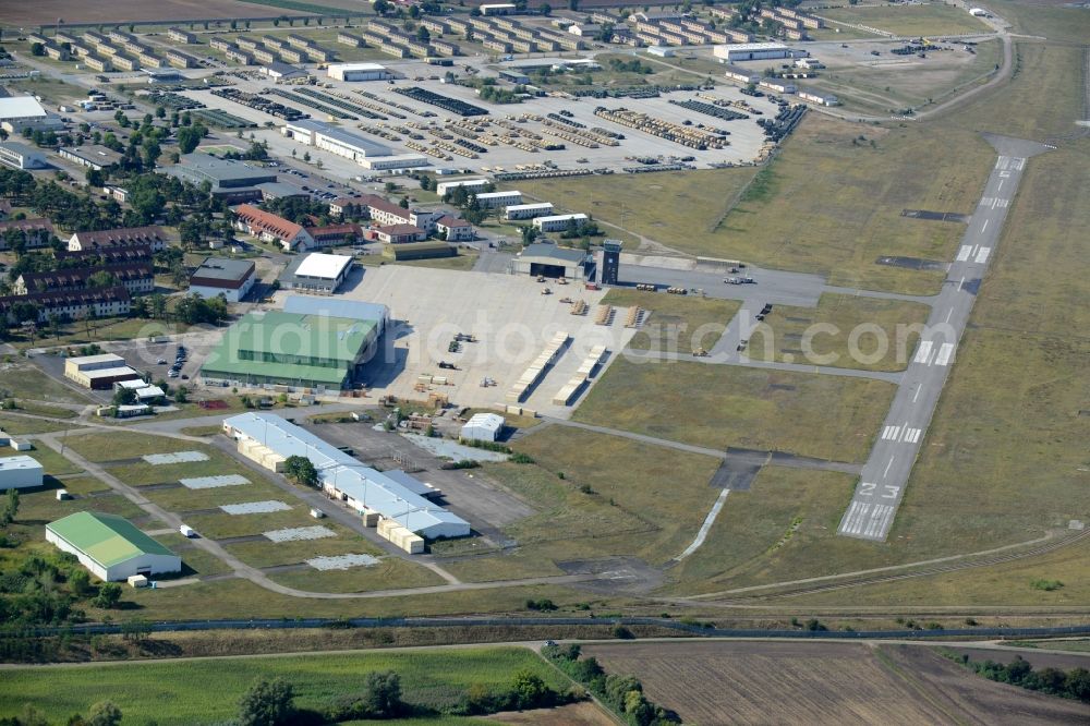 Aerial photograph Mannheim - Runway with tarmac terrain of airfield Flugplatz Coleman in Mannheim in the state Baden-Wuerttemberg