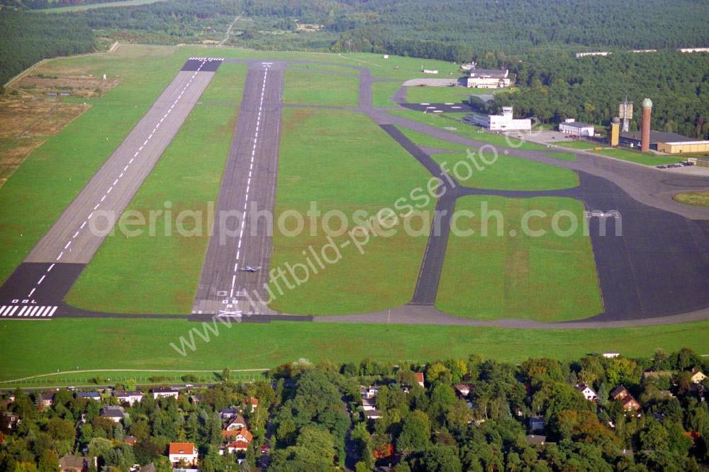 Aerial image Gatow - 28.06.1993 Flugplatz Gatow