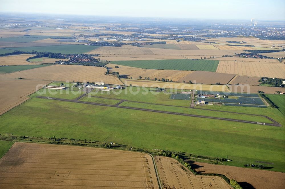 Aerial photograph Oppin - View of the airport Halle / Oppin in Oppin in Saxony-Anhalt