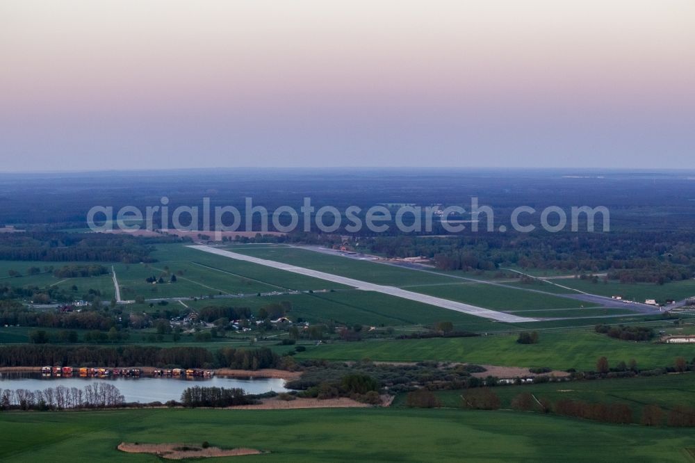 Aerial photograph Lärz - Grounds of Mueritz Airpark in Laerz in Mecklenburg - Western Pomerania. The former military airfield, the airfield Rechlin is used for civilian today