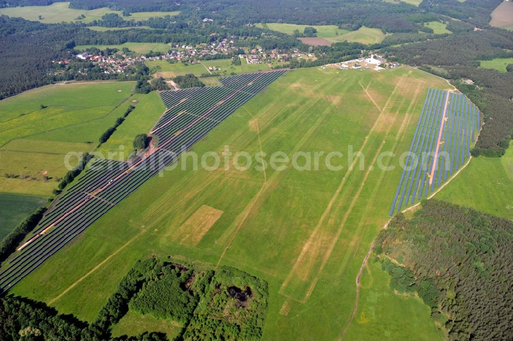 Aerial image Neuhausen - Runway with tarmac terrain of airfield in Neuhausen in the state Brandenburg, Germany