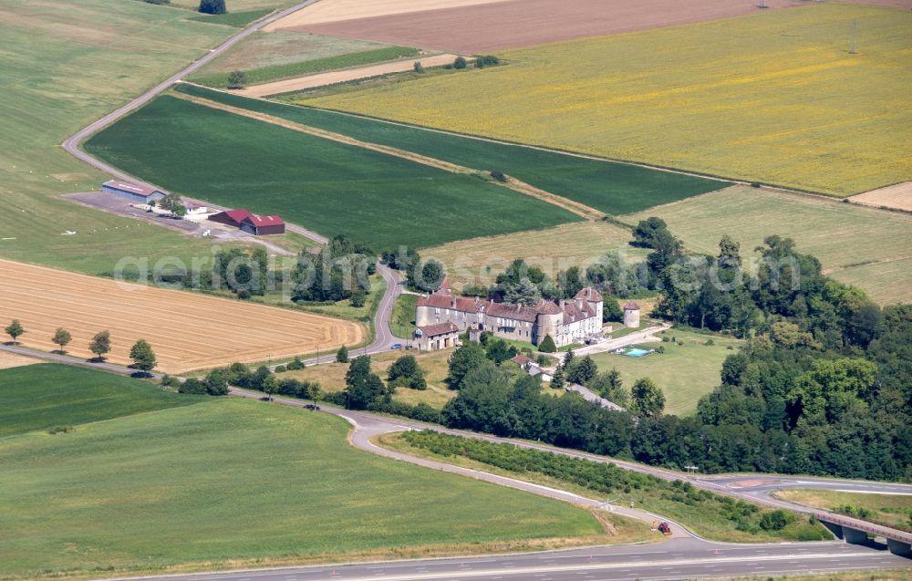 Aerial image Boncourt-le-Bois - Runway with tarmac terrain of airfield Nuits-Saint-Georges and Chateau de la Berchere in Boncourt-le-Bois in Bourgogne Franche-Comte, France