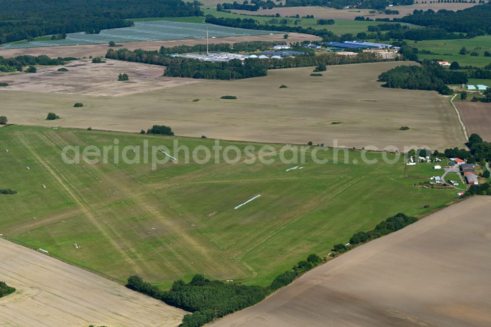 Mönchhagen from above - Runway with tarmac terrain of airfield Purkshof in Moenchhagen in the state Mecklenburg - Western Pomerania, Germany