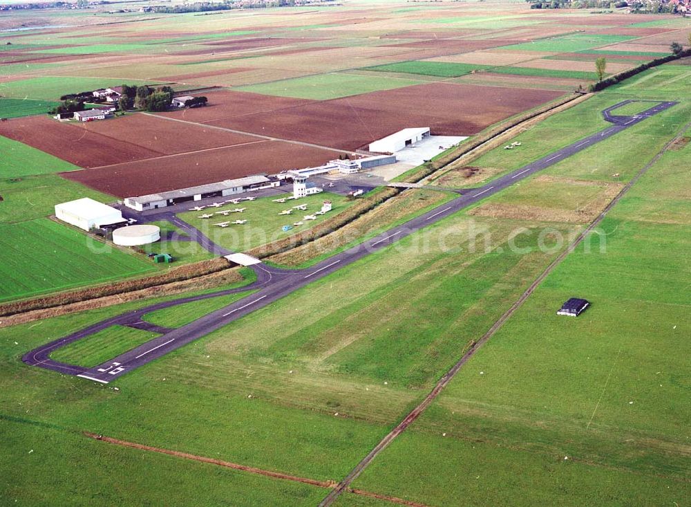 Reichelsheim bei FRA from above - Flugplatz Reicheslheim bei Frankfurt / Main in Hessen.