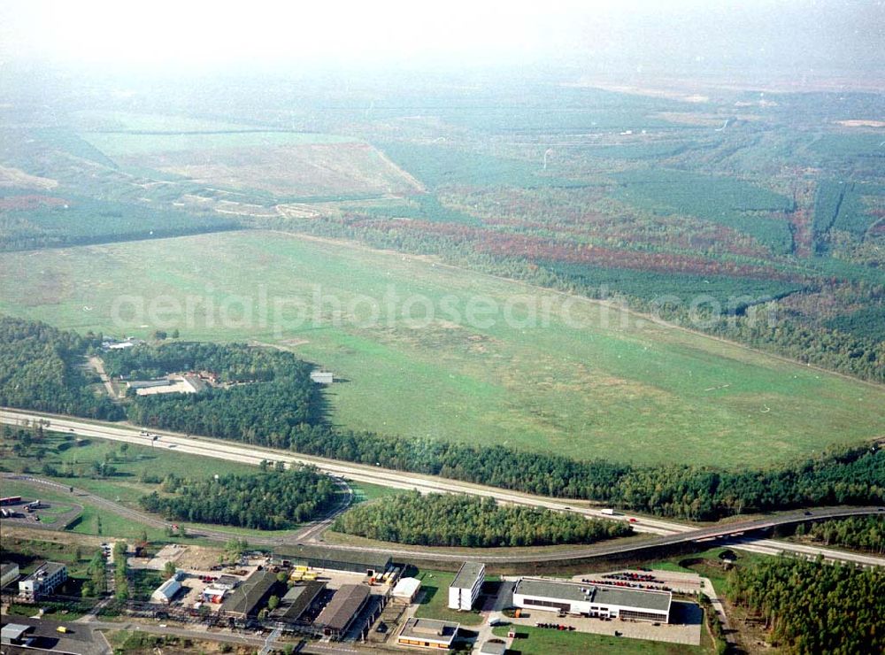 Aerial photograph Schwarzheide - Flugplatz Schwarzheide am Werksgelände der BASF - Schwarzheide .