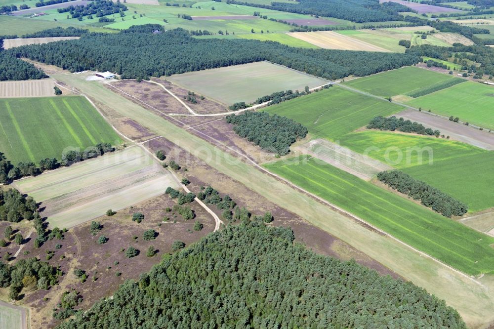 Höpen from the bird's eye view: Airfield Gliding at Höpen terrain in the state of Lower Saxony