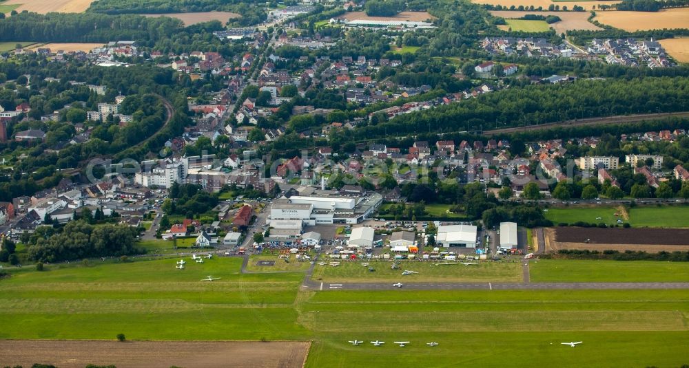 Aerial photograph Hamm - Aerodrome and flight day on the grounds of the Hamm-Lippewiesen in Hamm in North Rhine-Westphalia