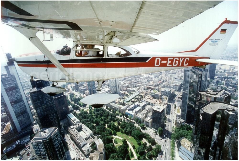 Aerial photograph Frankfurt am Main - Cessna 172 with the identifier D-EGYC Aircraft in flight over the airspace in Frankfurt in the state Hesse, Germany