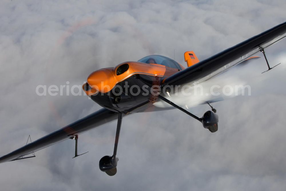 Aerial photograph Cochstedt - Flugzeug / Kleinflugzeug vom Typ Sbach 342 nahe dem Flughafen Cochstedt EDBC / Sachsen-Anhalt. Small aircraft near the airfield Cochstedt / Saxony-Anhalt.