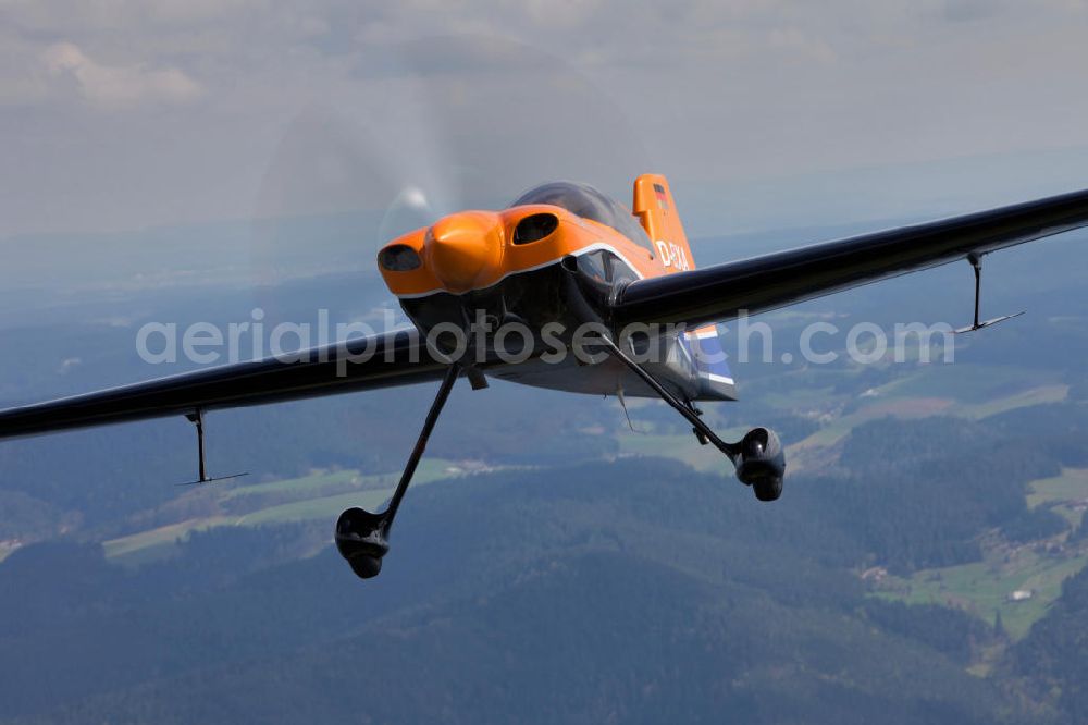 Winzeln from the bird's eye view: Flugzeug / Kleinflugzeug vom Typ Sbach 342 nahe dem Sonderlandeplatz / Flugplatz Winzeln Schramberg EDTW / Baden-Württemberg. Small aircraft near the airfield Winzeln Schramberg / Baden-Wuerttemberg.