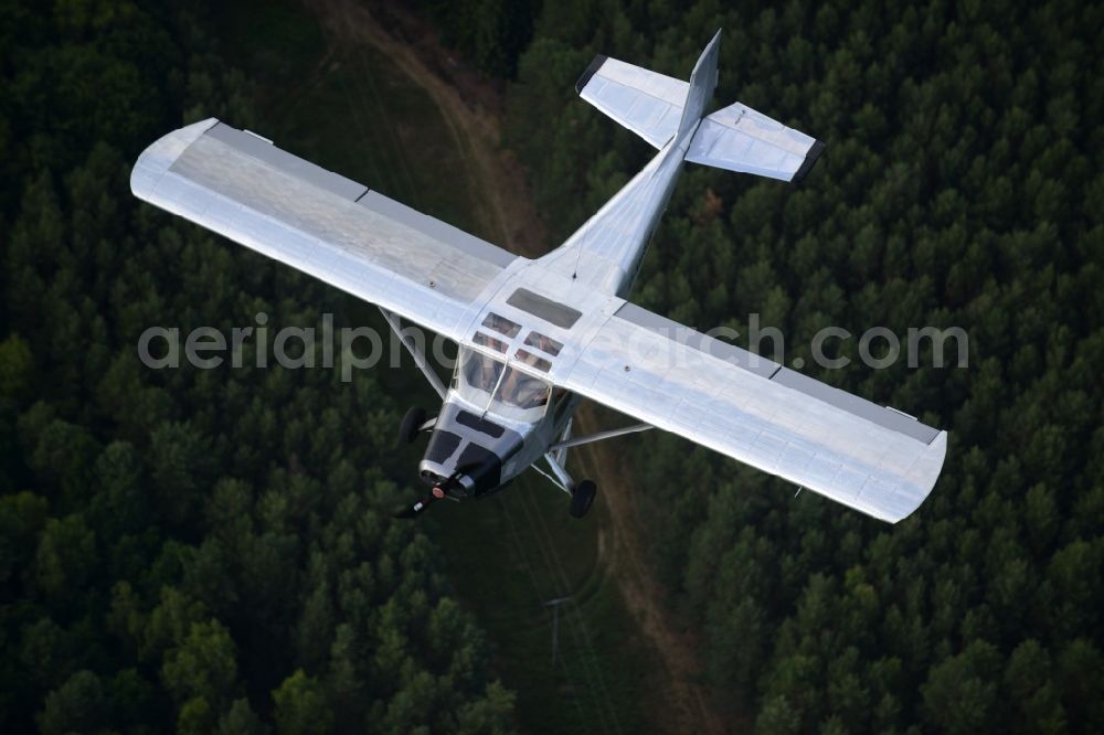 Aerial photograph Beiersdorf-Freudenberg - - Ultraleichtflugzeug mit der Kennung D-MPSB Aircraft in flight over the airspace in Beiersdorf-Freudenberg in the state Brandenburg