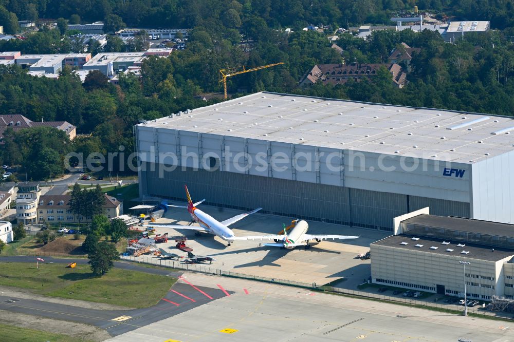 Dresden from the bird's eye view: Aircraft maintenance hall - hangar at the Dresden Airport in the district of Klotzsche in Dresden in the federal state of Saxony, Germany