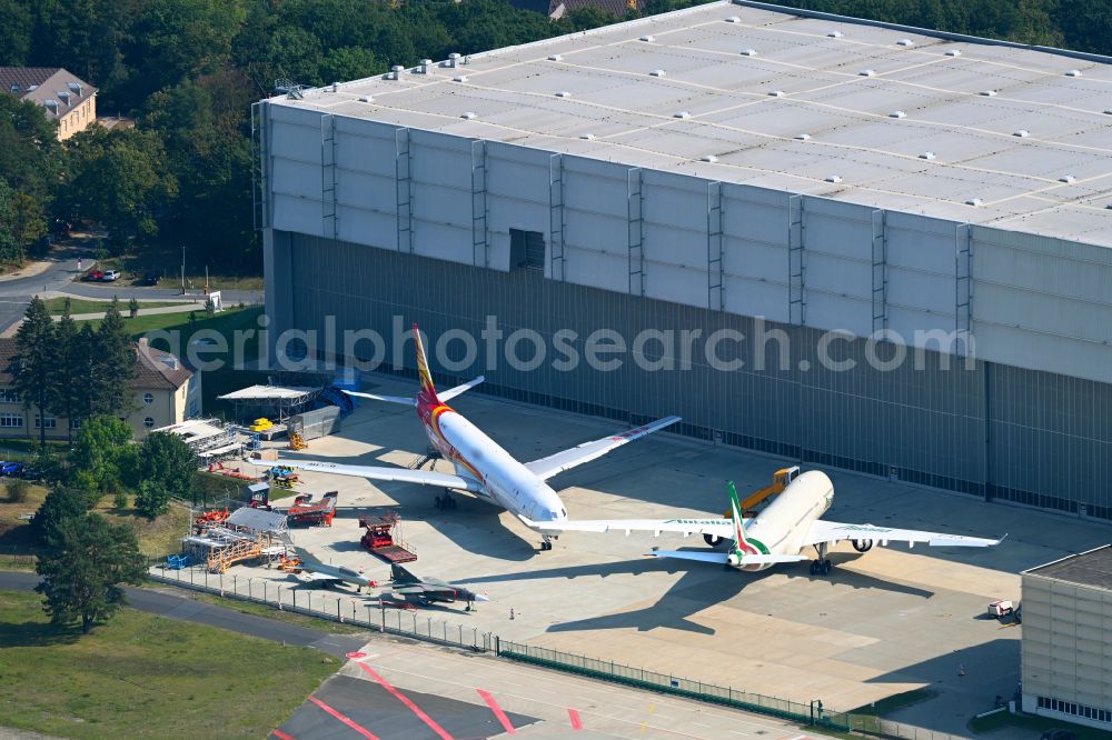 Aerial image Dresden - Aircraft maintenance hall - hangar at the Dresden Airport in the district of Klotzsche in Dresden in the federal state of Saxony, Germany