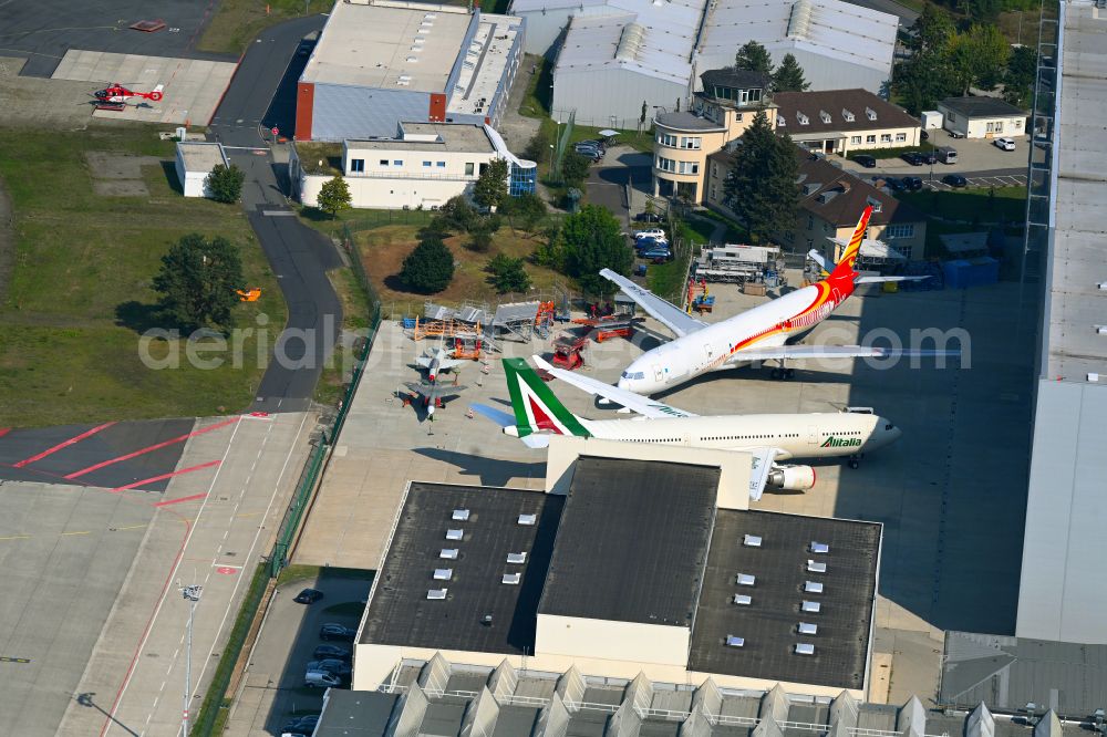 Aerial photograph Dresden - Aircraft maintenance hall - hangar at the Dresden Airport in the district of Klotzsche in Dresden in the federal state of Saxony, Germany