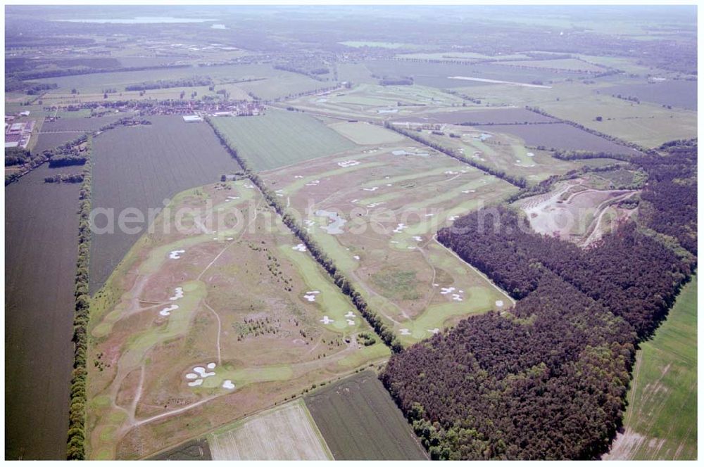 Aerial photograph Groß Kienitz / Brandenburg - 29.05.2004 Groß-Kienitz / BRB Golfcenter Groß Kienitz Verwaltungsgesellschaft mbH, Herr Markus Fränkle, Friedrichstraße 150, 10117 Berlin, Tel.: 20394043, Fax: 20394022