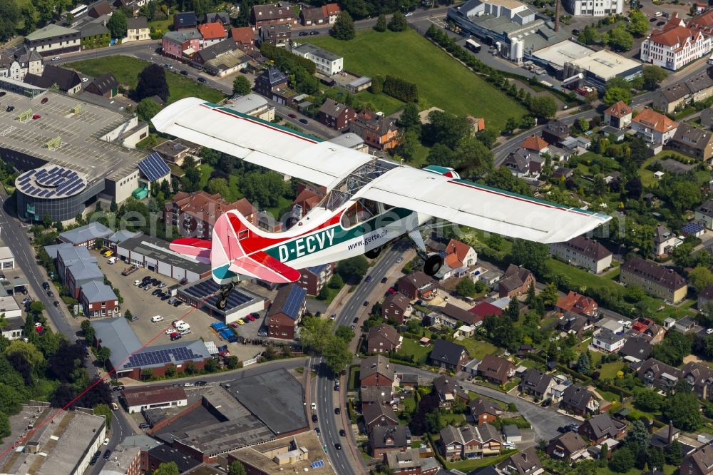 Hamm from above - Aerotowing association with an Aeronca Champion 7GCB D ECVY as a tow plane and a power-seater sailplane DG 300 over Hamm in North Rhine-Westphalia