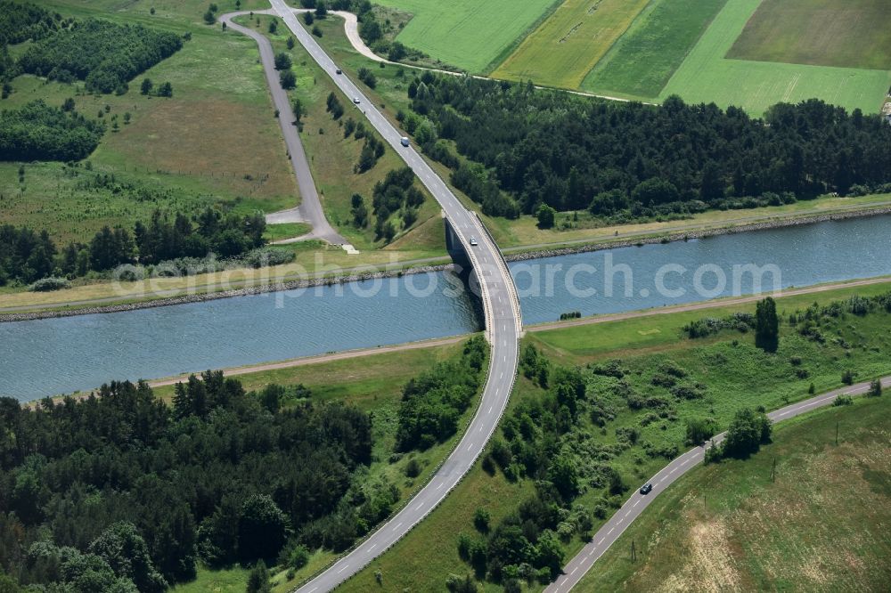 Hohenwarthe from above - River - bridge construction over the Elbe-Havel channel near Hohenwarthe in the state Saxony-Anhalt