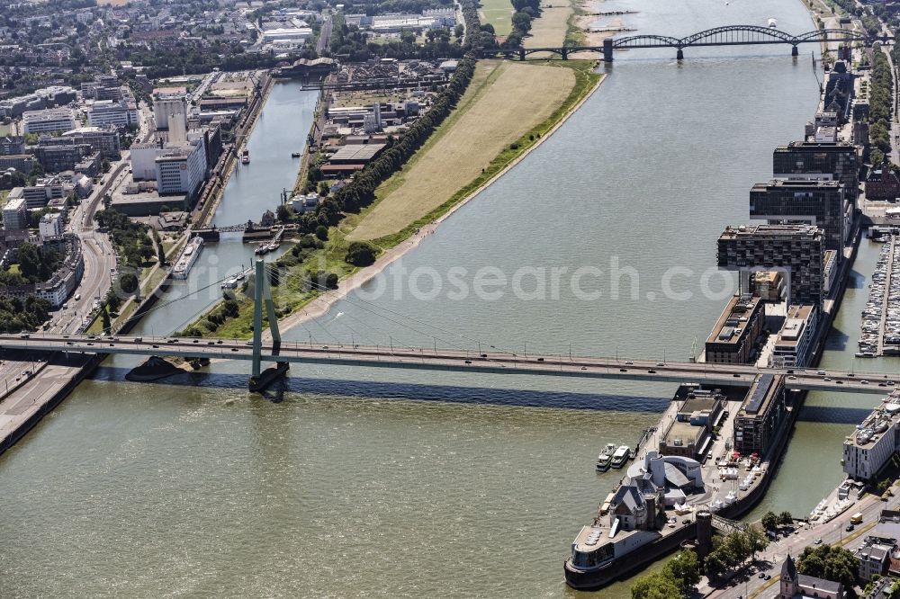 Aerial photograph Köln - River - bridge construction across the Rhine in Cologne in the state North Rhine-Westphalia, Germany