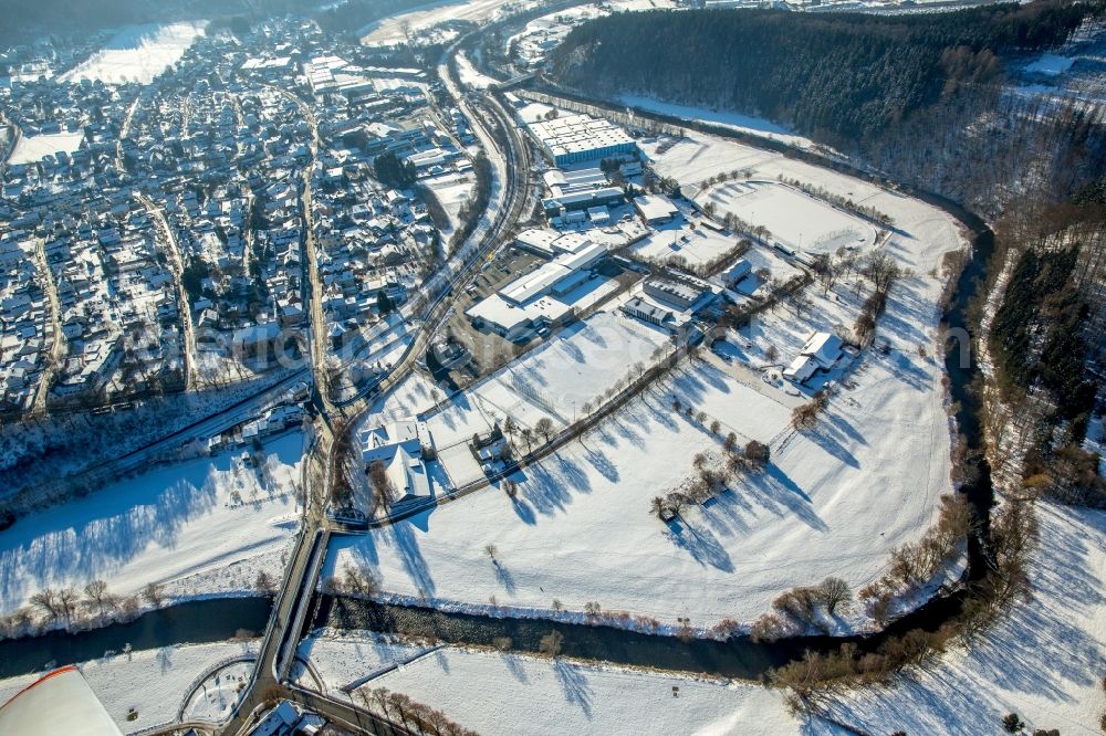 Arnsberg from above - Scenery, building and the river - bridge building work over the Ruhr in the district of Oeventrop in Arnsberg in the federal state North Rhine-Westphalia