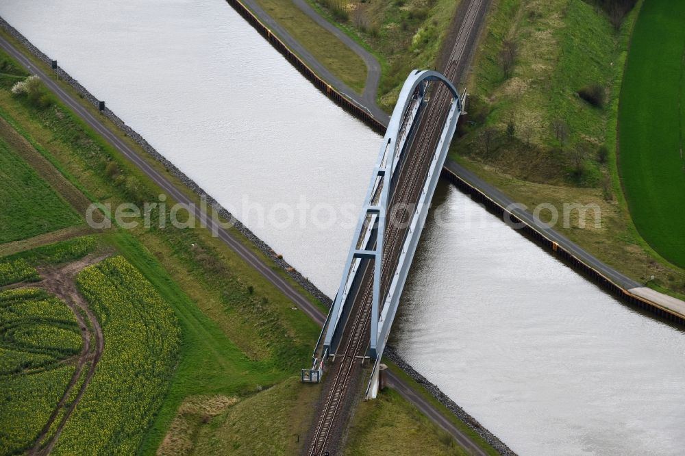 Aerial photograph Wieglitz - River - bridge construction on the banks of Mittellandkanal in Wieglitz in the state Saxony-Anhalt