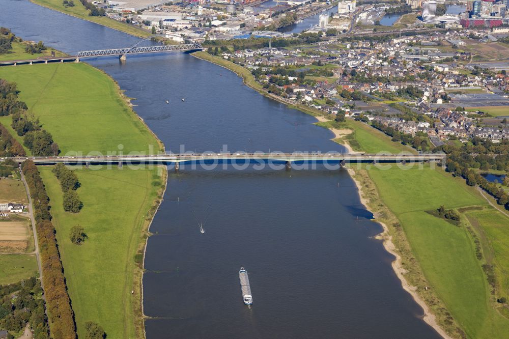 Neuss from above - River - Bridge structure Josef-Kardinal-Frings-Bruecke for crossing the Rhine on the B1 road in Neuss in the federal state of North Rhine-Westphalia, Germany