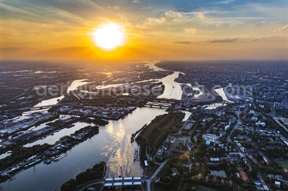 Aerial image Hamburg - River - bridge structure Elbbruecken at sunset - Norderelbbruecke on the banks of the Elbe in Hamburg