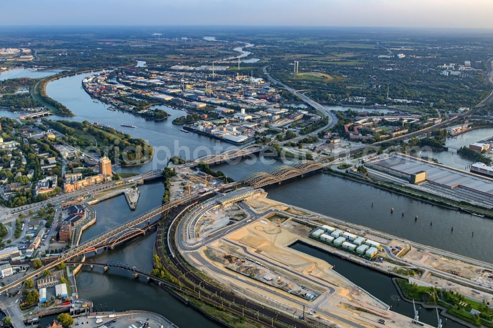 Aerial photograph Hamburg - River - bridge structure Elbbruecken at sunset - Norderelbbruecke on the banks of the Elbe in Hamburg