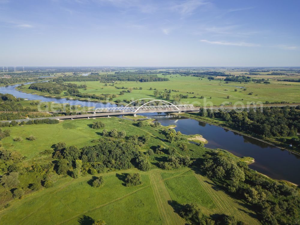 Aerial image Lutherstadt Wittenberg - River - bridge construction Elbe in Lutherstadt Wittenberg in the state Saxony-Anhalt, Germany