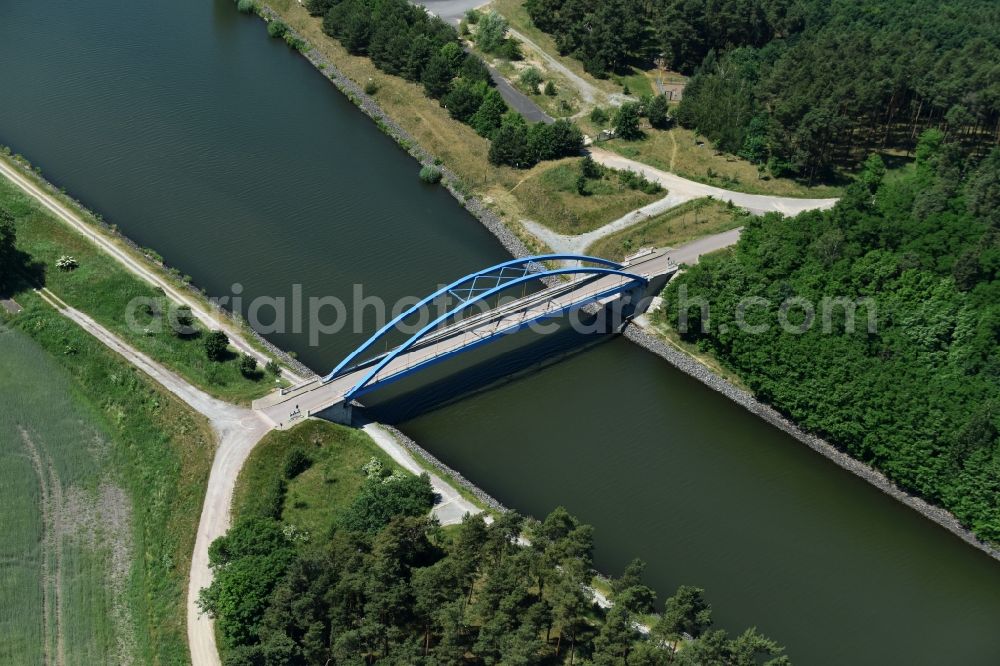 Aerial image Burg - River - bridge construction Feldwegbruecke in Burg in the state Saxony-Anhalt