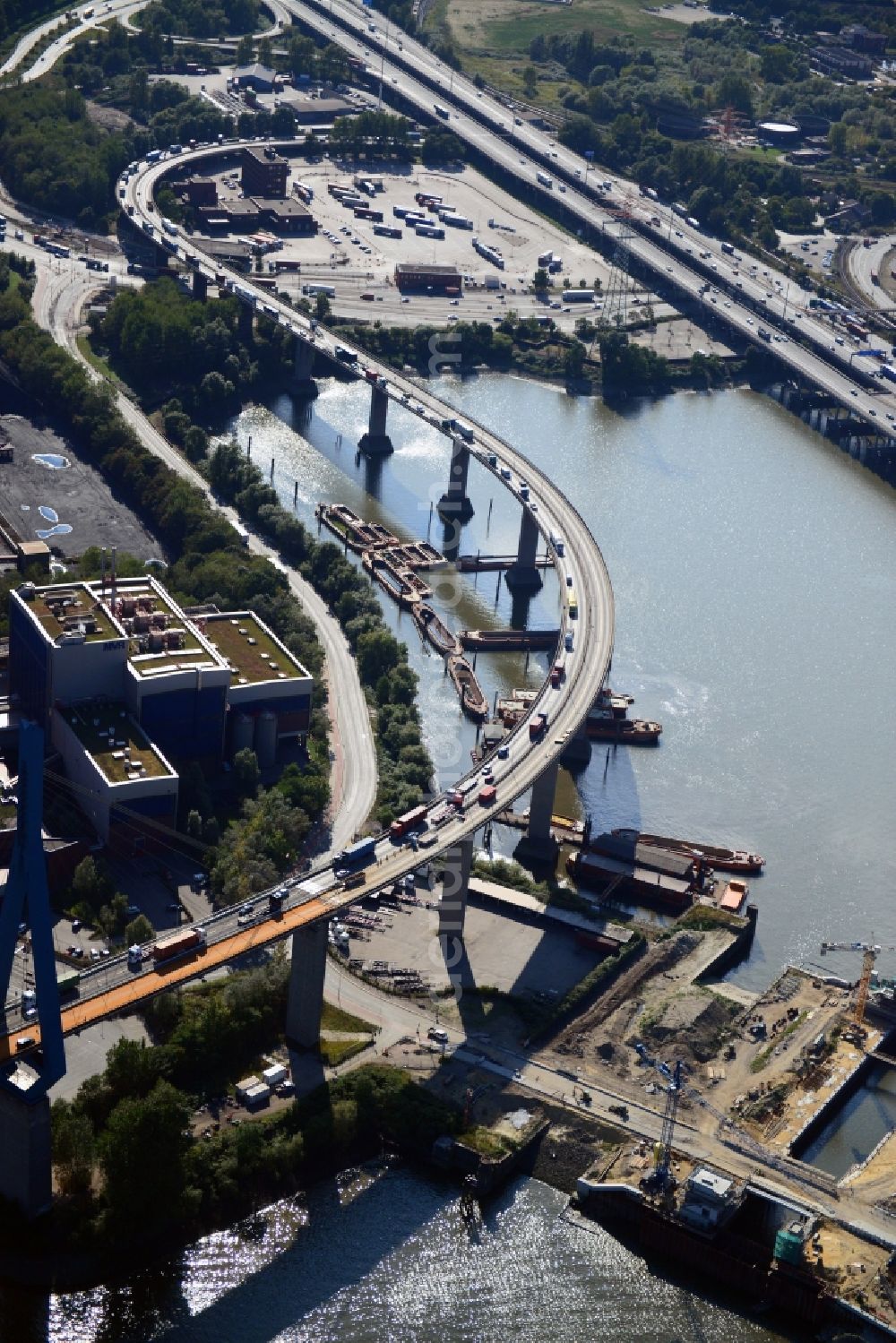 Hamburg from the bird's eye view: River - bridge construction Koehlbrandbruecke over the port Rugenberger Hafen in the district Steinwerder in Hamburg, Germany