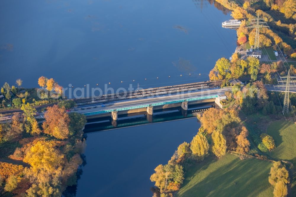 Aerial image Wetter (Ruhr) - River - bridge construction of the Obergraben-Bruecke along the Friedrichstrasse in Wetter (Ruhr) in the state North Rhine-Westphalia