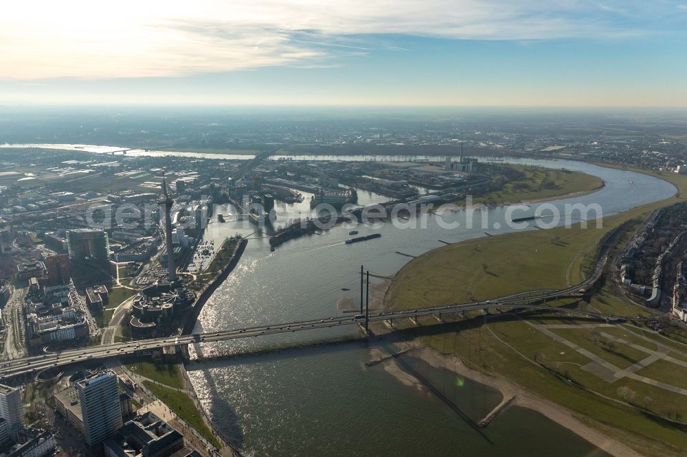 Düsseldorf from above - River - bridge construction Rheinkniebruecke in the district Carlstadt in Duesseldorf in the state North Rhine-Westphalia, Germany