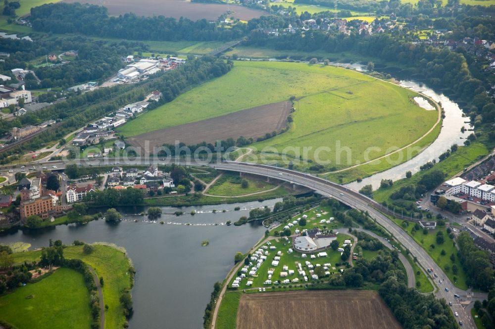 Aerial image Hattingen - River - bridge construction Ruhrbruecke of the Street Bochumer Strasse in Hattingen in the state North Rhine-Westphalia