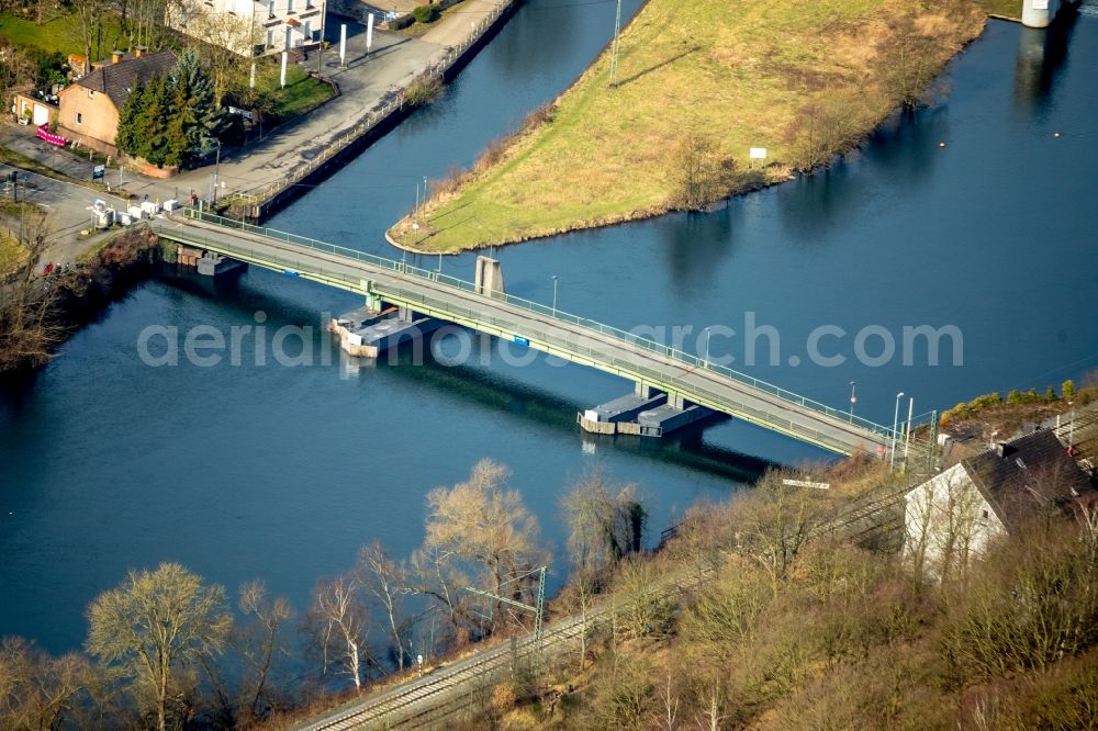 Hattingen from the bird's eye view: River - bridge construction about the Ruhr in Hattingen in the state North Rhine-Westphalia, Germany