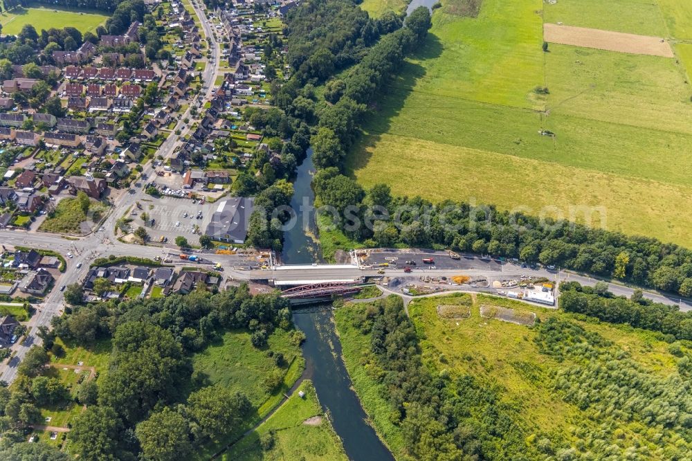 Bergkamen from above - River - bridge construction on Werner Strasse about the Lippe in Bergkamen in the state North Rhine-Westphalia, Germany