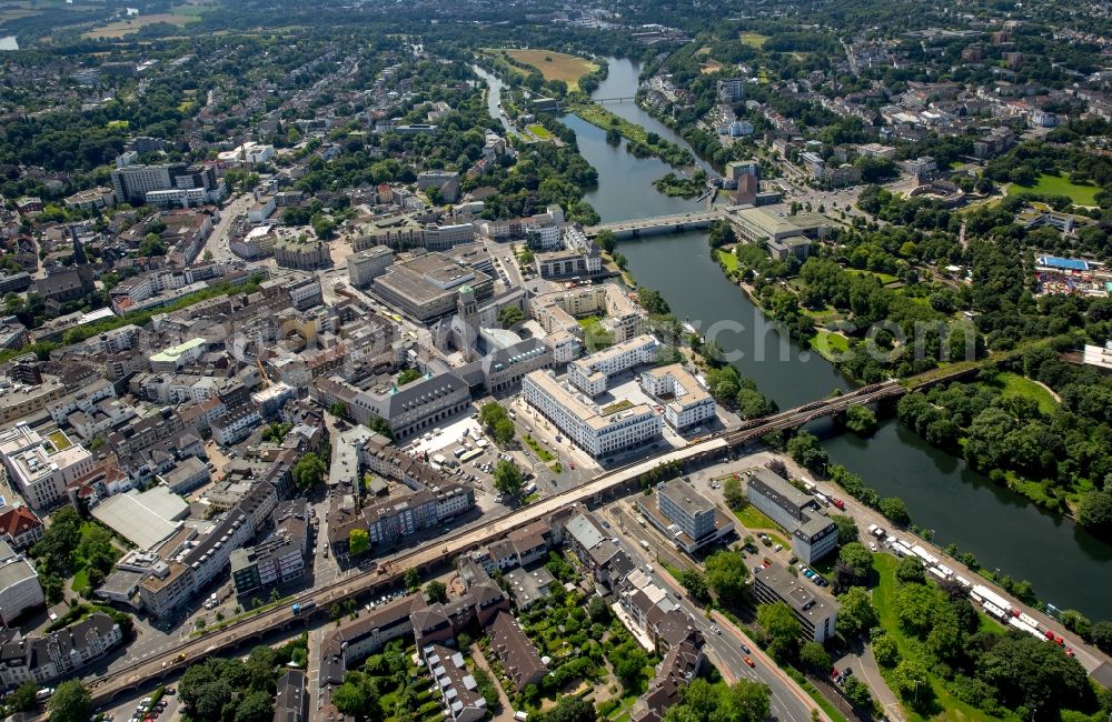 Mülheim an der Ruhr from the bird's eye view: River - bridge construction ueber die Ruhr in Muelheim on the Ruhr in the state North Rhine-Westphalia