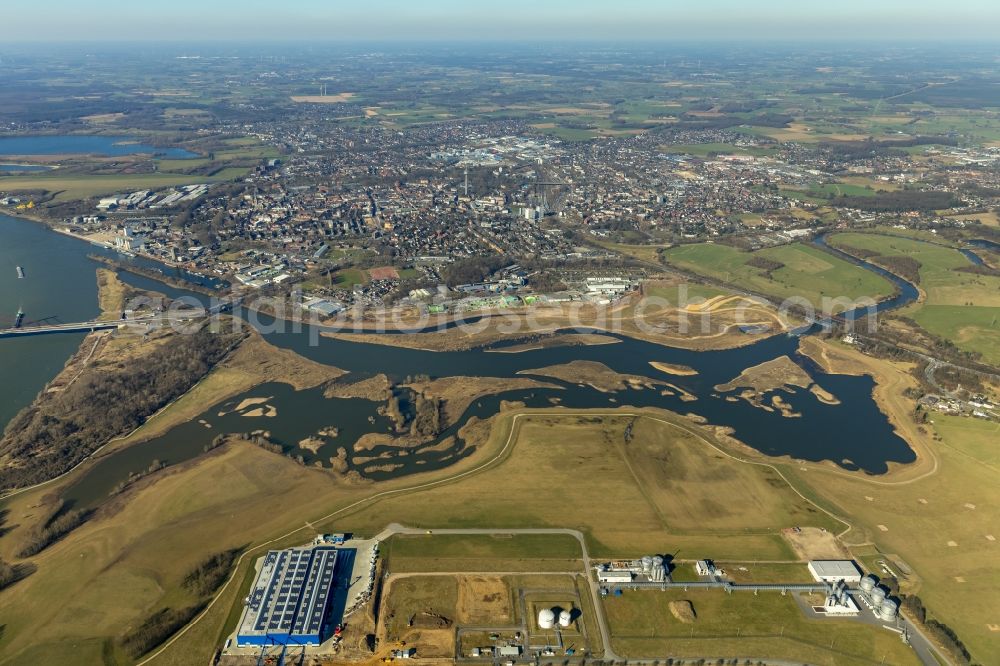 Aerial image Wesel - River Delta and estuary between lippe and rhine in the district Lippedorf in Wesel in the state North Rhine-Westphalia, Germany