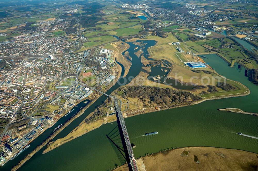 Aerial photograph Wesel - River Delta and estuary between lippe and rhine in the district Lippedorf in Wesel in the state North Rhine-Westphalia, Germany