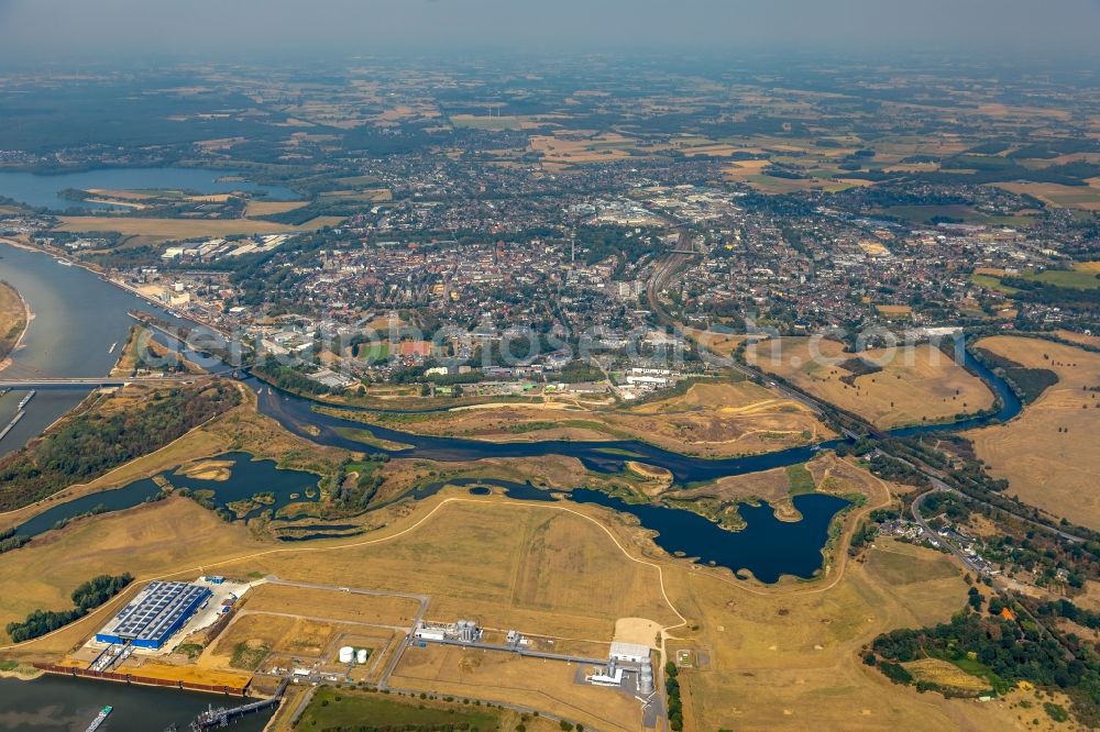 Aerial photograph Wesel - River Delta and estuary between lippe and rhine in the district Lippedorf in Wesel in the state North Rhine-Westphalia, Germany