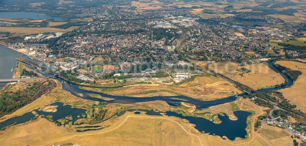 Aerial photograph Wesel - River Delta and estuary between lippe and rhine in the district Lippedorf in Wesel in the state North Rhine-Westphalia, Germany