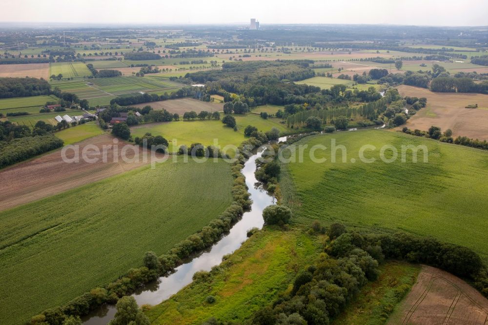 Aerial photograph Selm OT Bork - View of the river Lippe in the district of Bork in Selm in the state of North Rhine-Westphalia