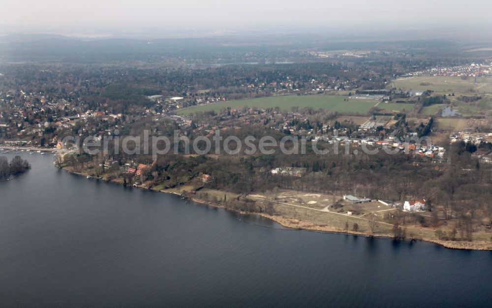 Berlin from above - River bank areas at Havel river in the district Kladow in Berlin